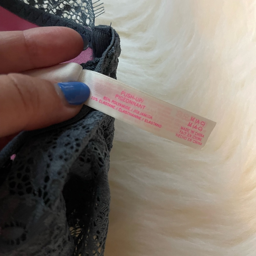Victoria’s Secret PINK Lace Push-up Bralette Sz M - Picture 5 of 5